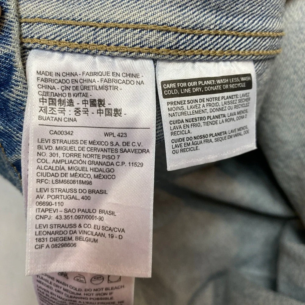 Levi's Premium Chore Coat Mens Medium Blue Denim Corduroy Collar Barn Jacket